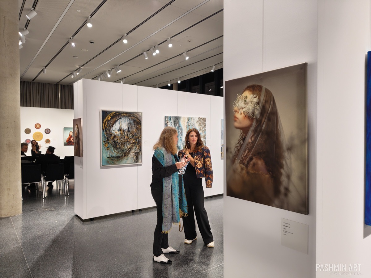 Muses of Modernity-24